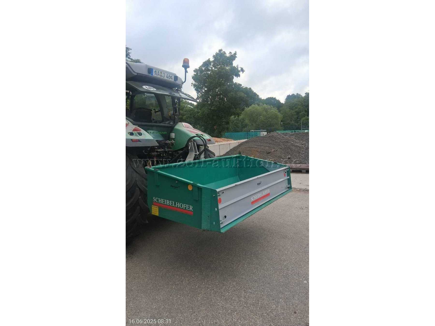 Ansicht Kipptransporter