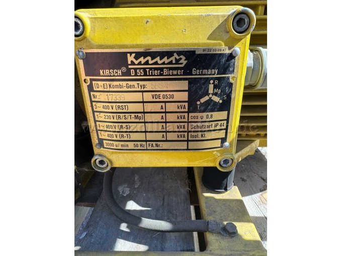 Darstellung des Typenschildes mit den technischen Daten hier: Typ, 3~400 V (RST) 7,2 A 5kVA
1~230 V (R/S/T-Mp) 21,6 A 5 kVA
Isol. Kl. F