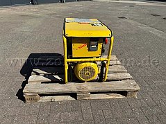 Frontansicht des Aggregats. Hierauf besonder zu erkennen die Frontansicht des Elektromotors.