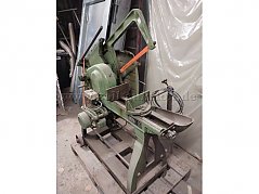 Bügelsäge Schräg vorne