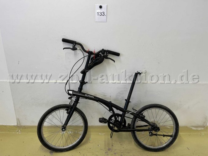 Klapp-Rad von BTWIN, links