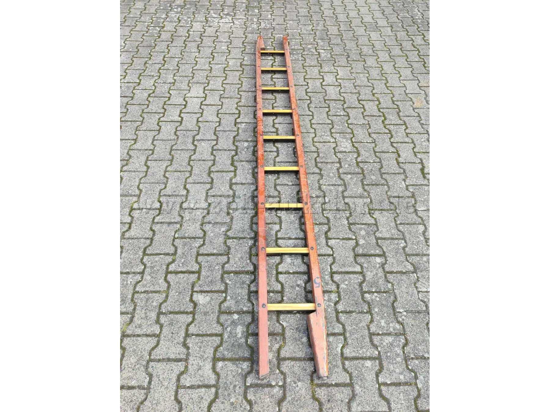 Leiter aufgeklappt