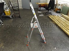 Seitenansicht Klappleiter Leifheit