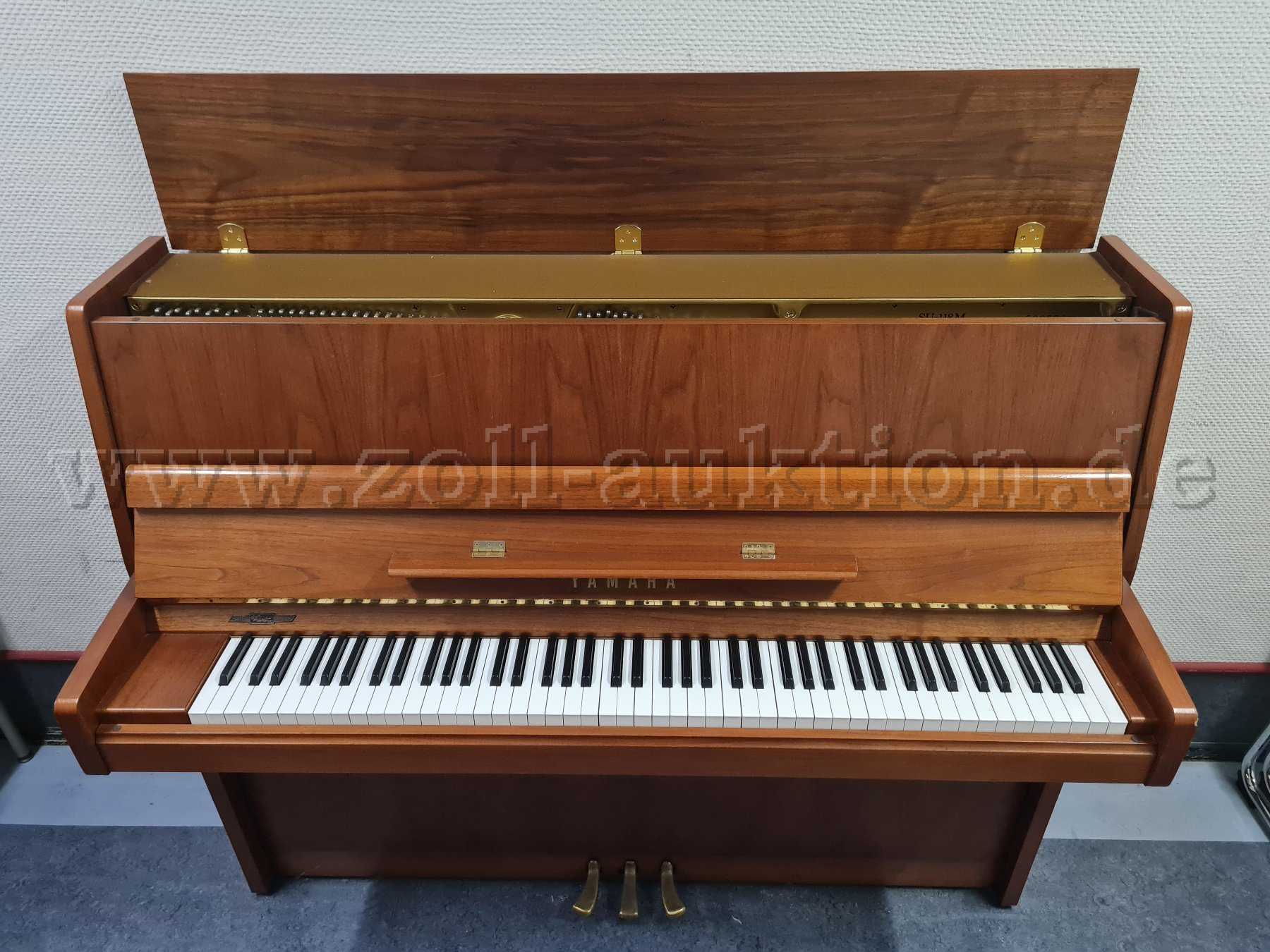 Frontalansicht geöffnet