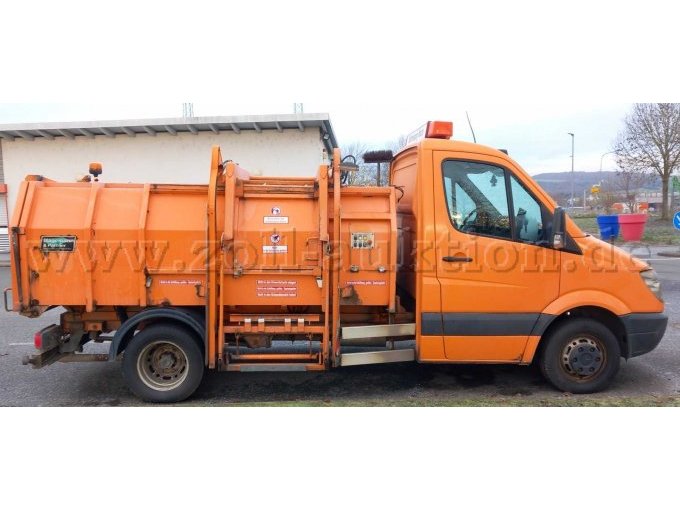 Seitenansicht rechts mit Schüttung