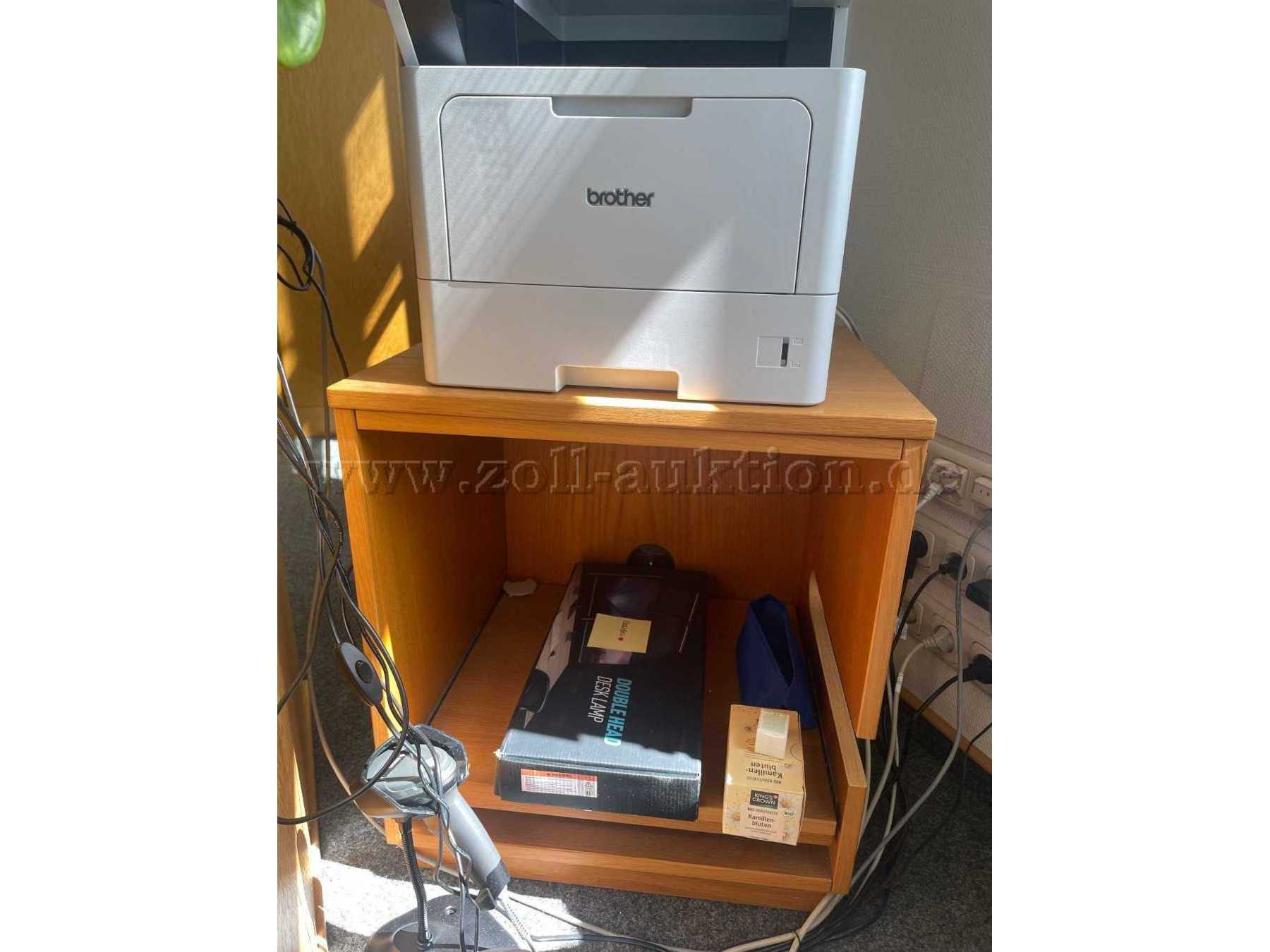 Kleiner Holzschrank (Maßanfertigung)