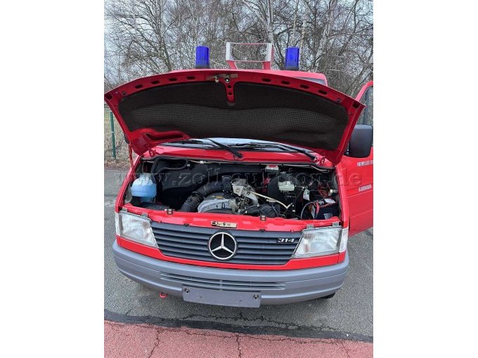 Frontansicht Motorraum