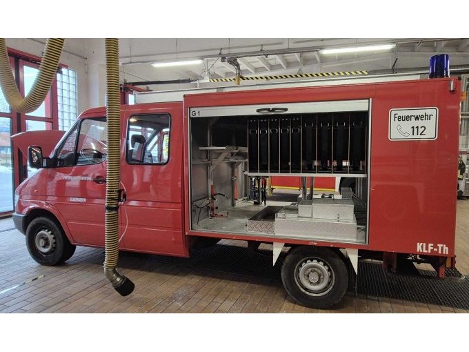 Seitenansicht links (mit Blick in Laderaum)