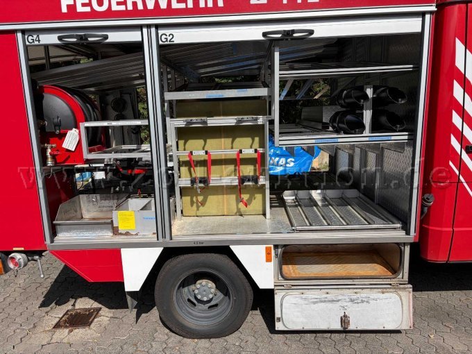 1 Kleintanklöschfahrzeug KTLF auf Mercedes Benz 612 D-Vario – foto 8 – kavel bij Zoll-Auktion, Altena