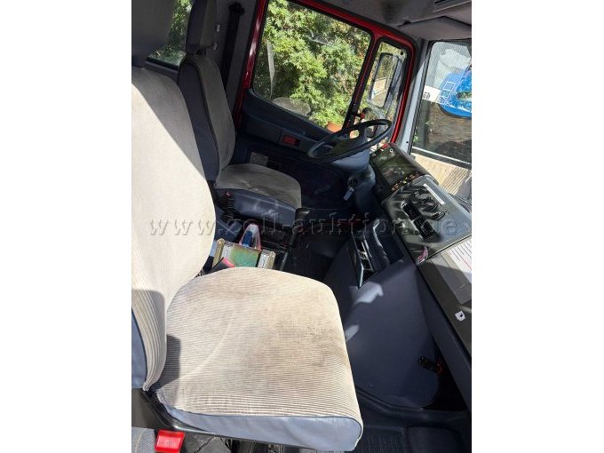 1 Kleintanklöschfahrzeug KTLF auf Mercedes Benz 612 D-Vario – foto 14 – kavel bij Zoll-Auktion, Altena