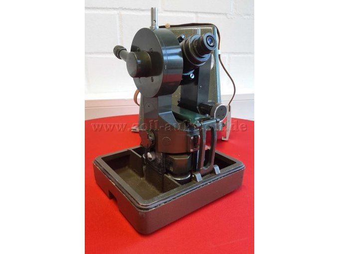 Instrument und Transportbehälter
hinten seitlich -2-