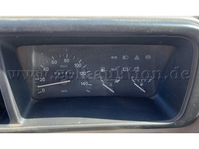 Tachometer mit km-Stand