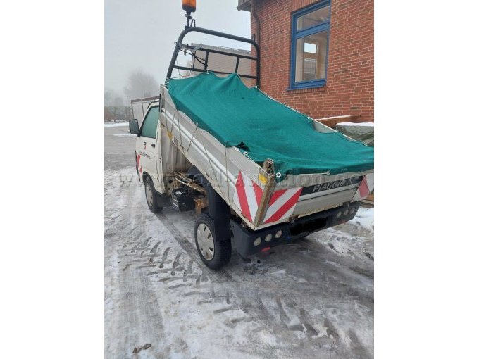 Fahrzeug aus der Heckansicht