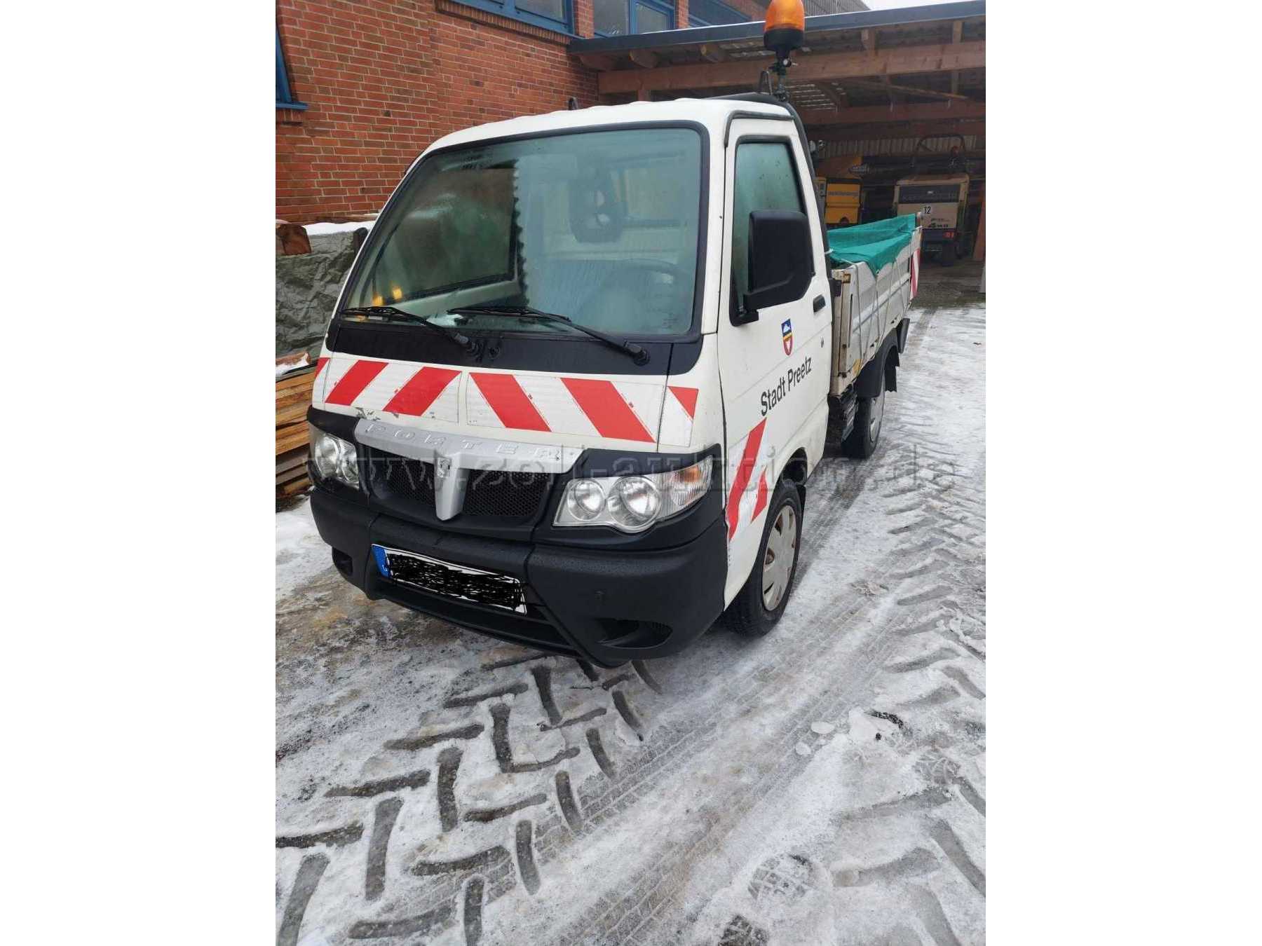 Fahrzeug in der Vorderansicht