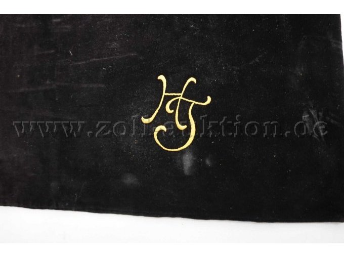 1 Knopfakkordeon der Marke HOHNER Modell Atlanta 145 P Schutzdecke