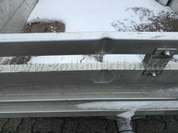 Delle über Anhängerkupplung