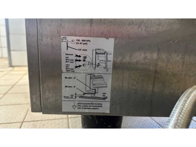 Kochkessel VarioCooking Center MULTIFICIENCY 311+ Aufstellhinweise und Anschluss