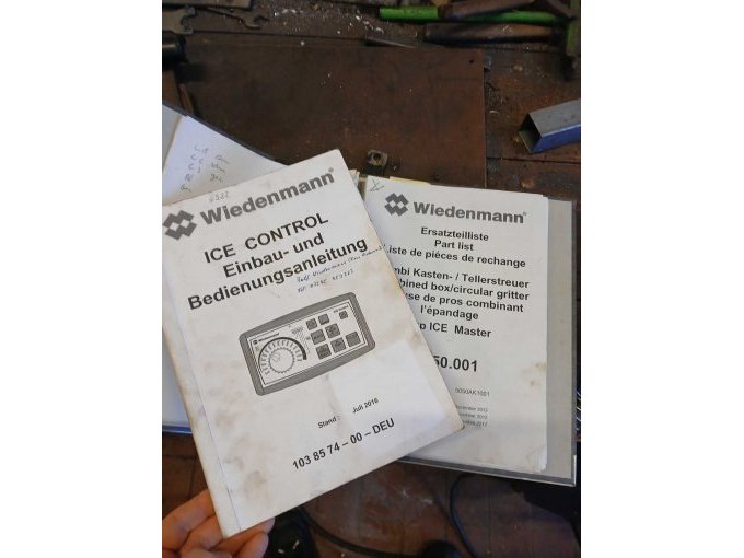 Streuer Bedienanleitung & Ersatzteilliste