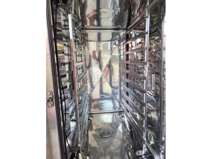 Innenansicht mit Einschüben