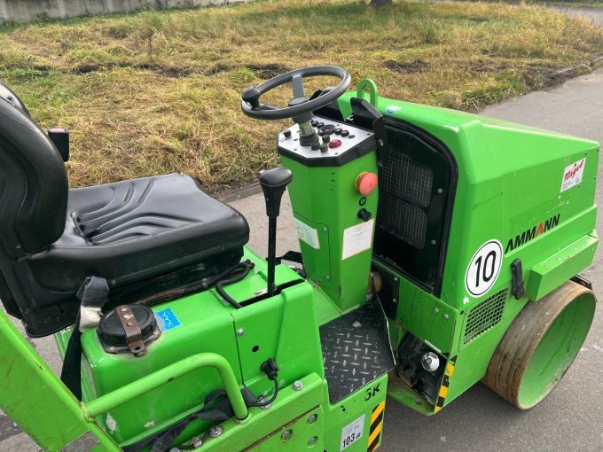 Ammann Walze AV 16 K Seitenansicht