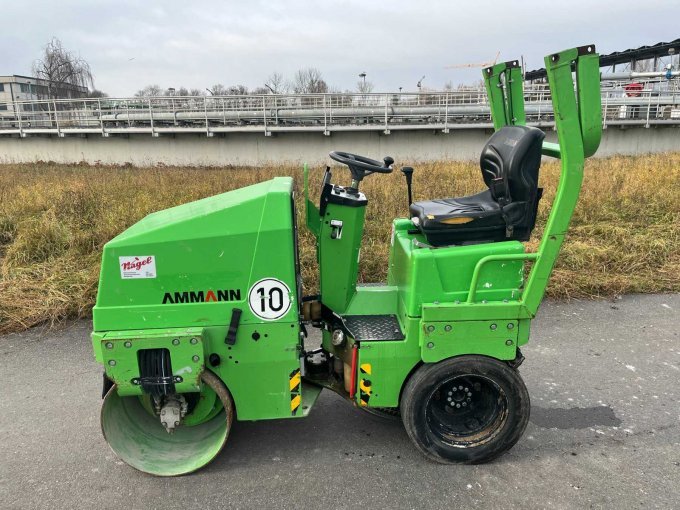 Ammann Walze AV 16 K Seitenansicht