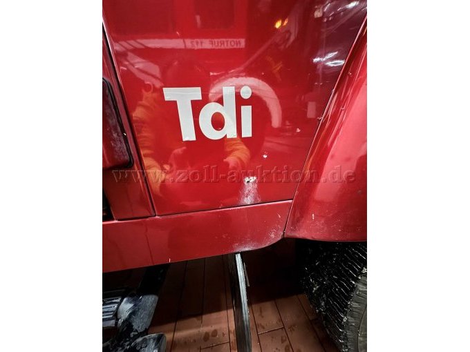 Korrosion rechte Seite vorderer Bereich