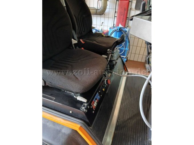 1 Kommunalfahrzeug - Hansa APZ 1003 mit Zubehör – foto 12 – kavel bij Zoll-Auktion, Geretsried