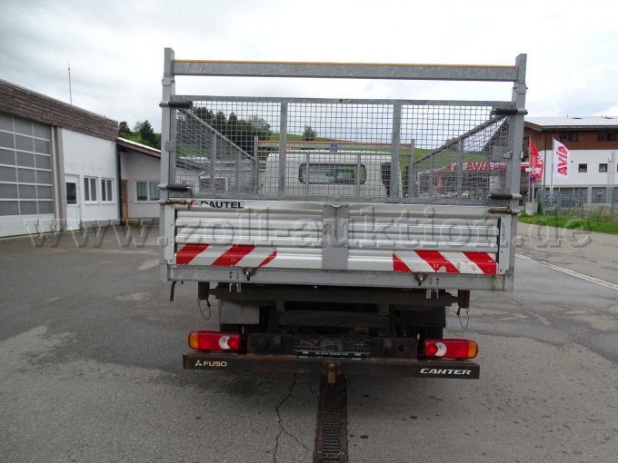 Hinten