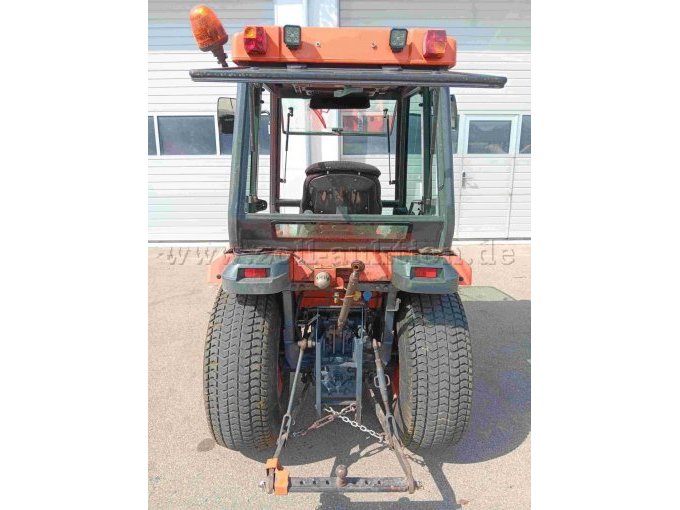 Kubota von hinten