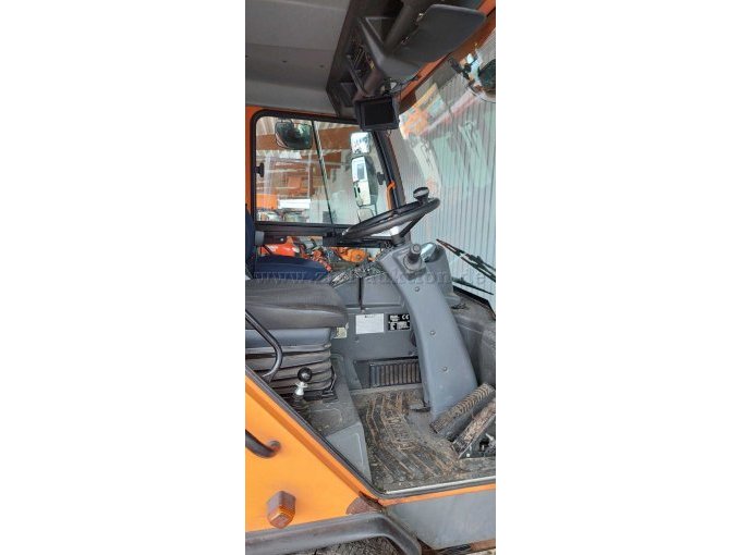 Einstieg Fahrer rechts