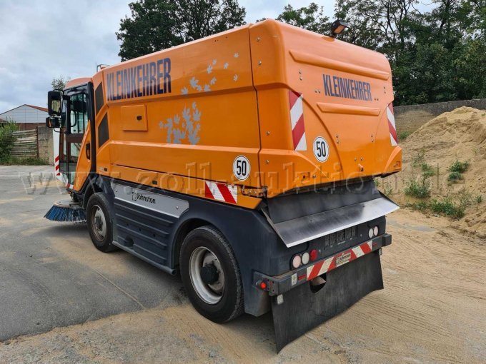 1 Kompaktkehrmaschine Johnston, Typ C 401 Hochdruckreiniger – foto 3 – kavel bij Zoll-Auktion, Remscheid