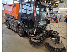 Kompaktkehrmaschine Schmidt Swingo Compact 200,vordere rechte Seitenansicht