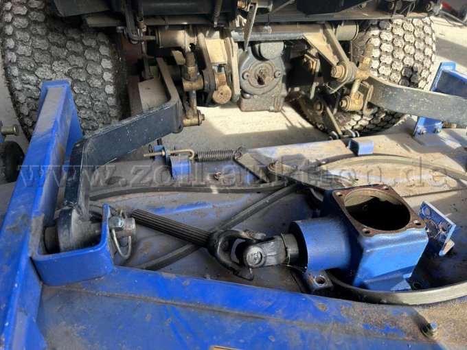 Zapfwellenanschluss Mähdeck