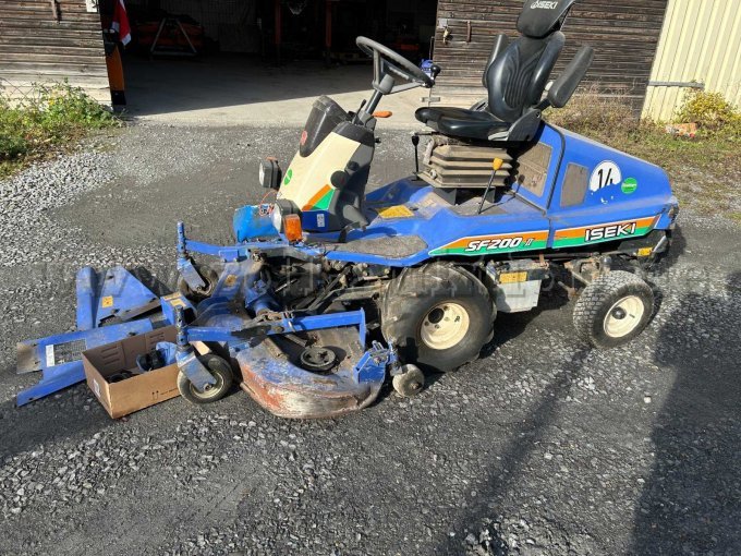 Iseki mit Mähdeck inkl. ET