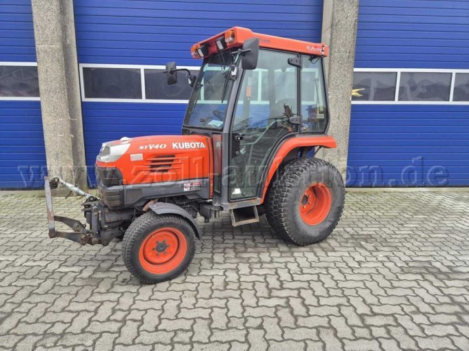 Kompaktschlepper Kubota STV40 Front links