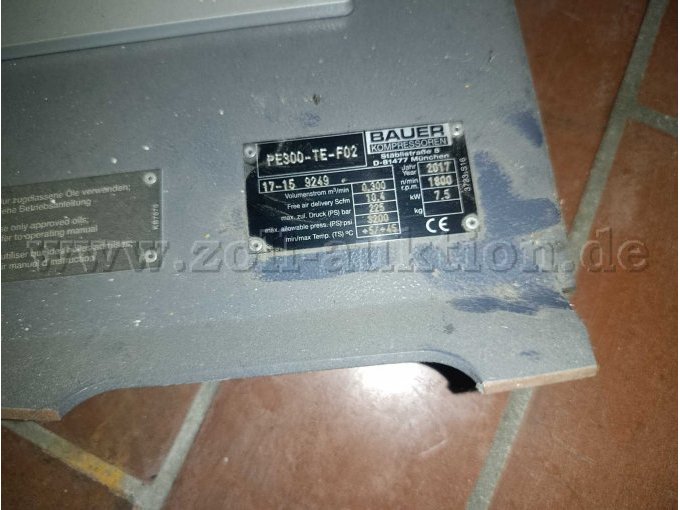 1 compressor voor ademlucht, fabrikant: Bauer, model: PE300-TE-F02 – foto 3 – kavel bij Zoll-Auktion, Kirchheim unter Teck
