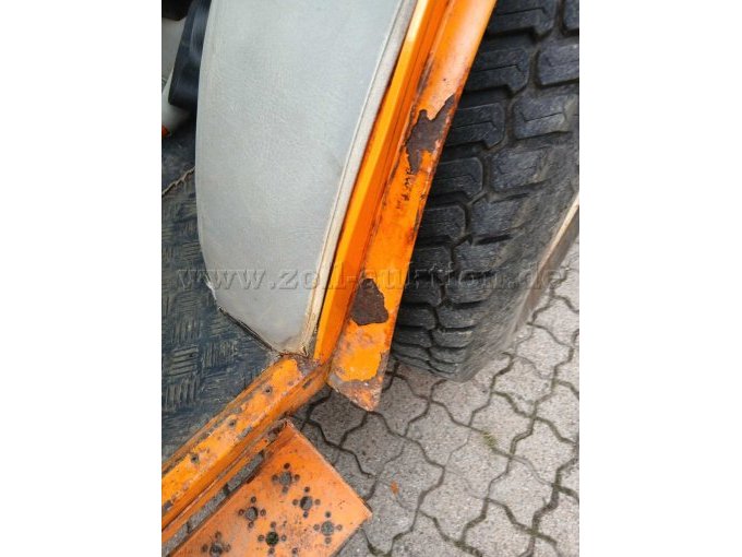 Türeinstieg links
