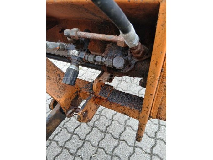 Hydraulikmotor Salzstreuer