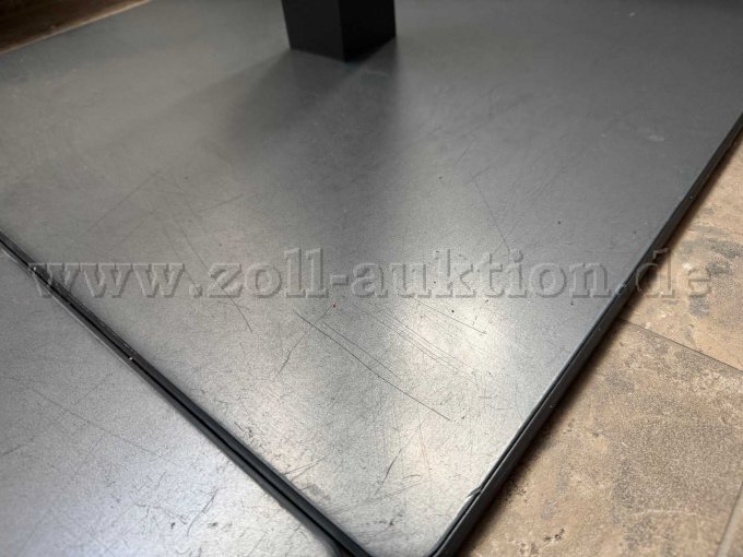 Kratzer Tellerfüße 1