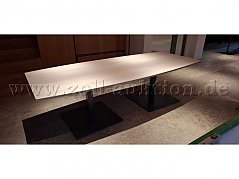 Tisch inkl. Tellerfüße 1