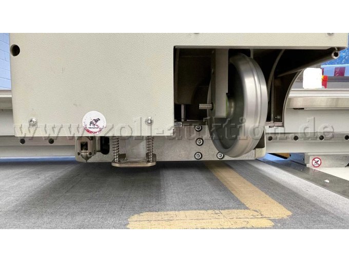 Kongsberg Schneidtisch