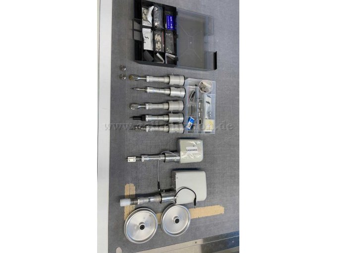 diverse Werkzeuge zum Plotter