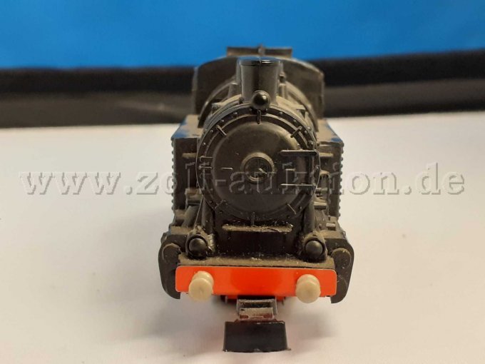 Konrad Dressler Dampflok 500, Front