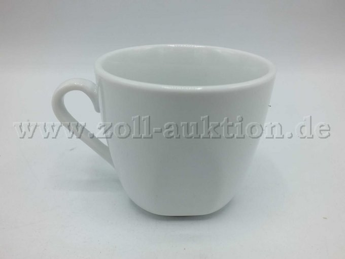 Ansicht der Tasse von vorne rechts