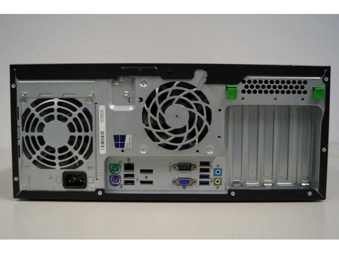 Rückansicht mit Anschlüssen