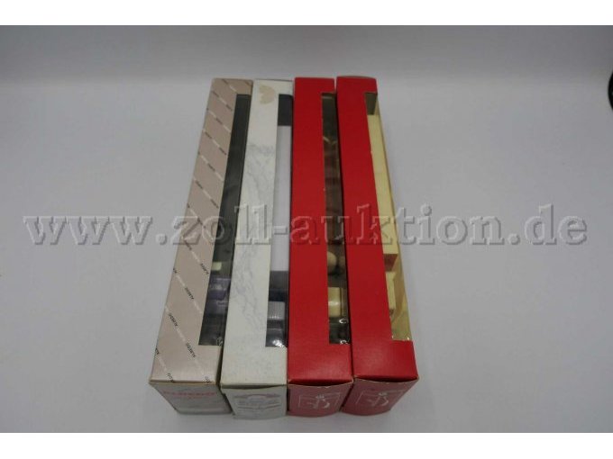 Detailansicht Modelle Teil 1 von schräg oben