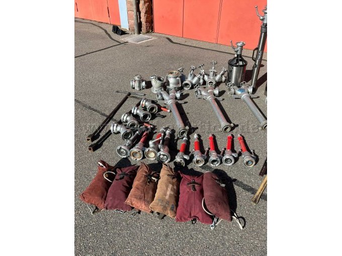 1 Konvolut Armaturen für Feuerwehr – foto 2 – kavel bij Zoll-Auktion, Mosbach