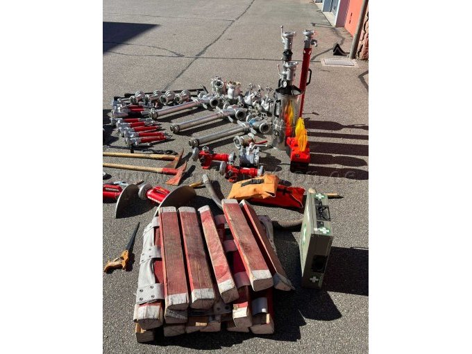 1 Konvolut Armaturen für Feuerwehr – foto 4 – kavel bij Zoll-Auktion, Mosbach