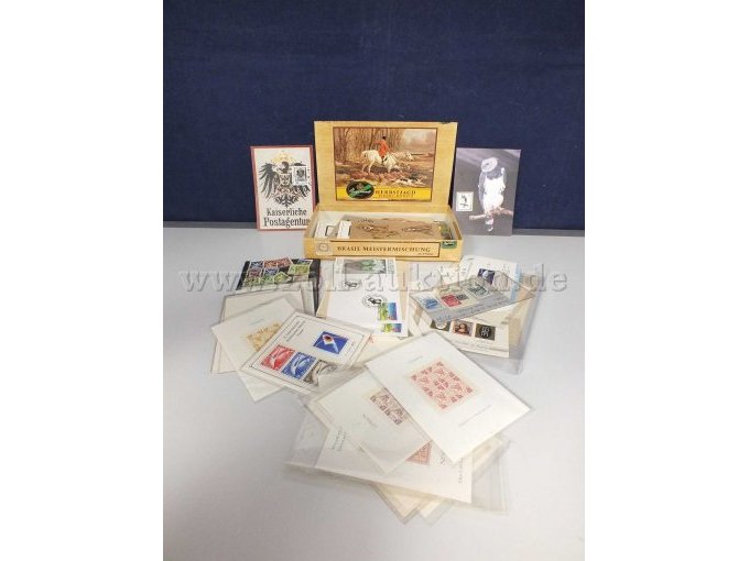 Exemplarische Darstellung der Briefmarken des Konvoluts
