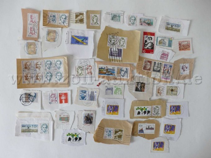 Teilansicht 180 lose Briefmarken